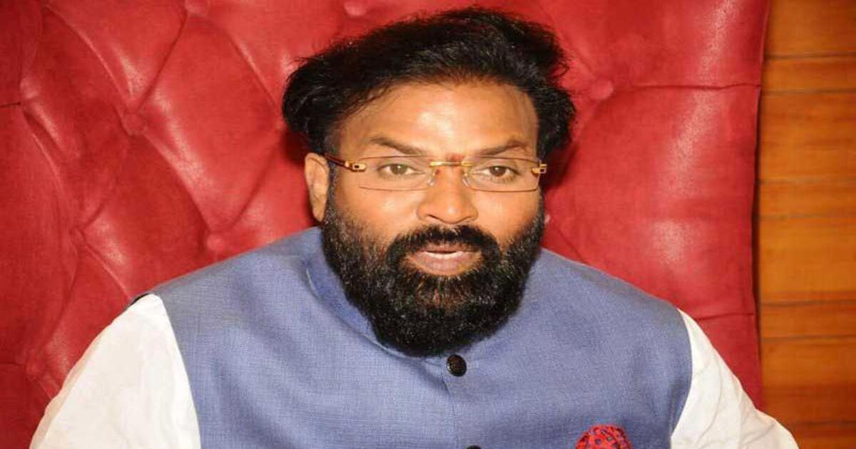 B Sriramulu