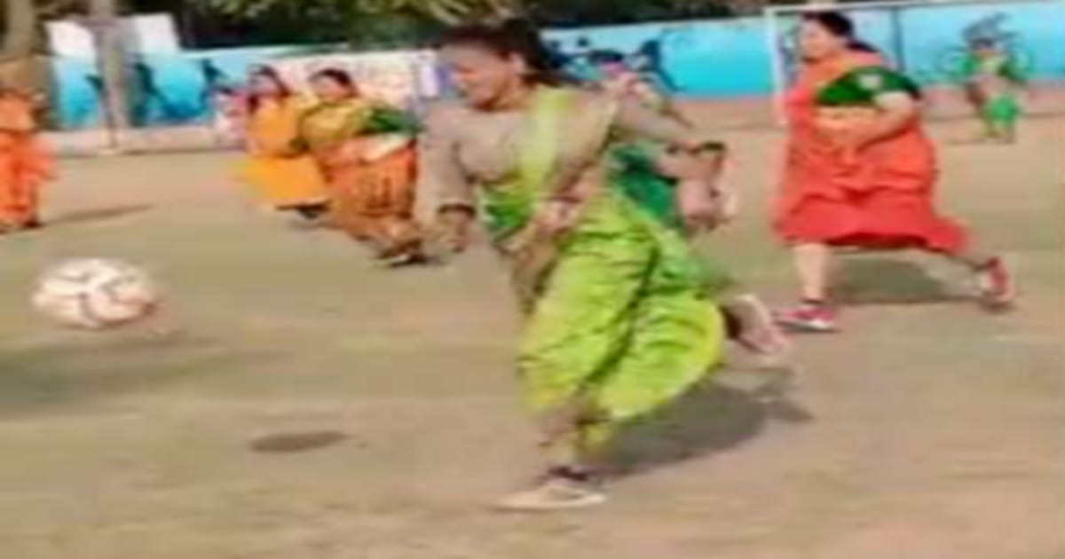 Women In Saree Play Football