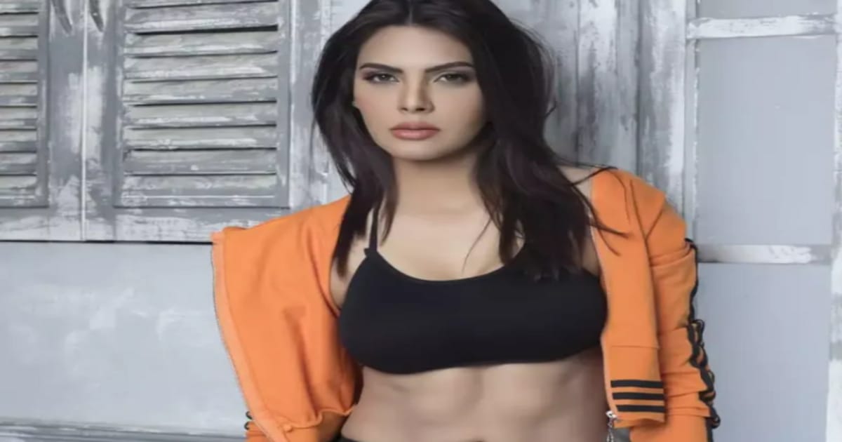 Actress Sherlyn Chopra