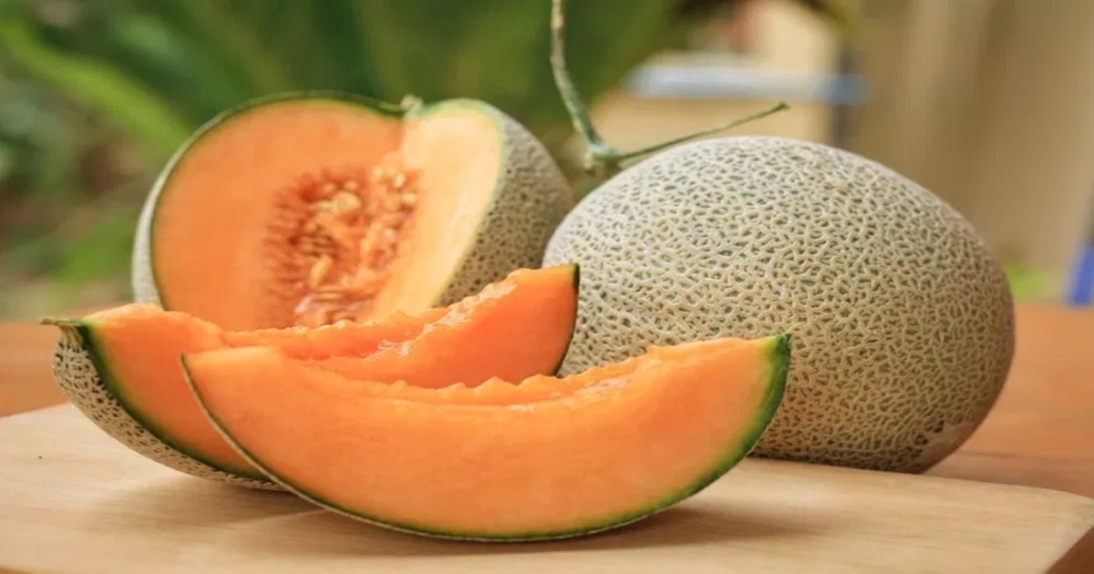 Benifits of muskmelon fruit