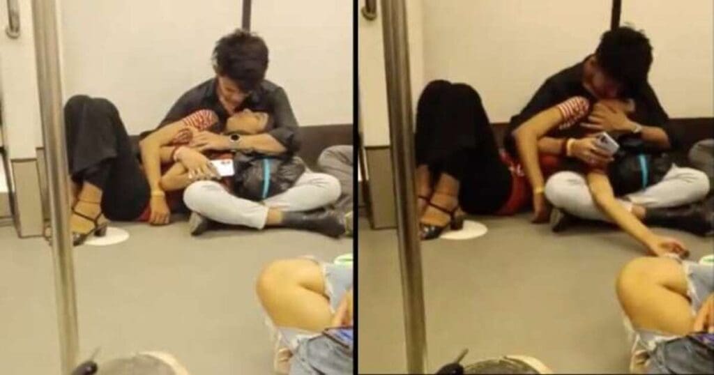 Romance in Delhi metro