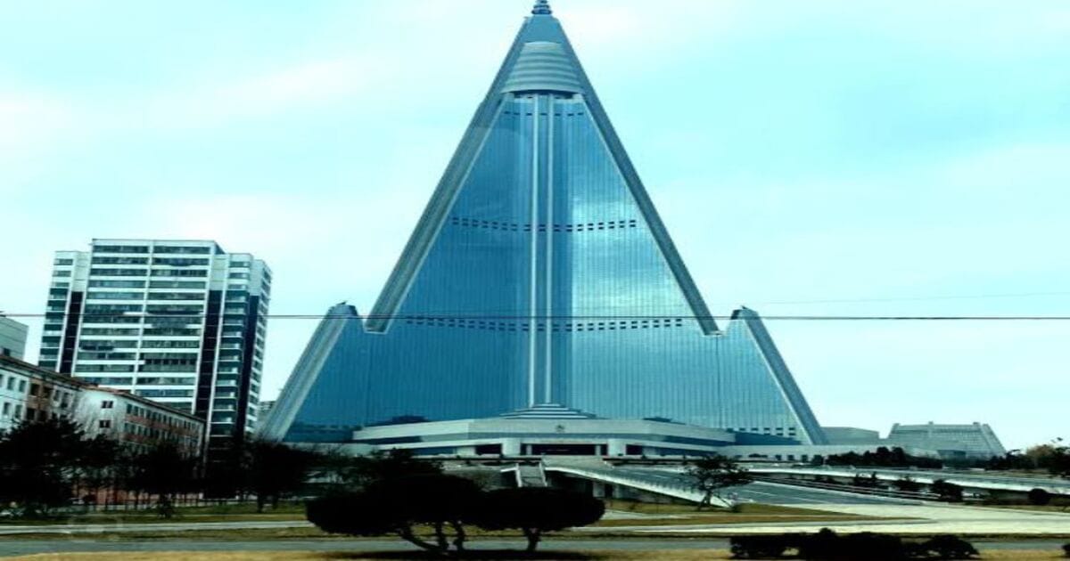 Ryugyong hotel