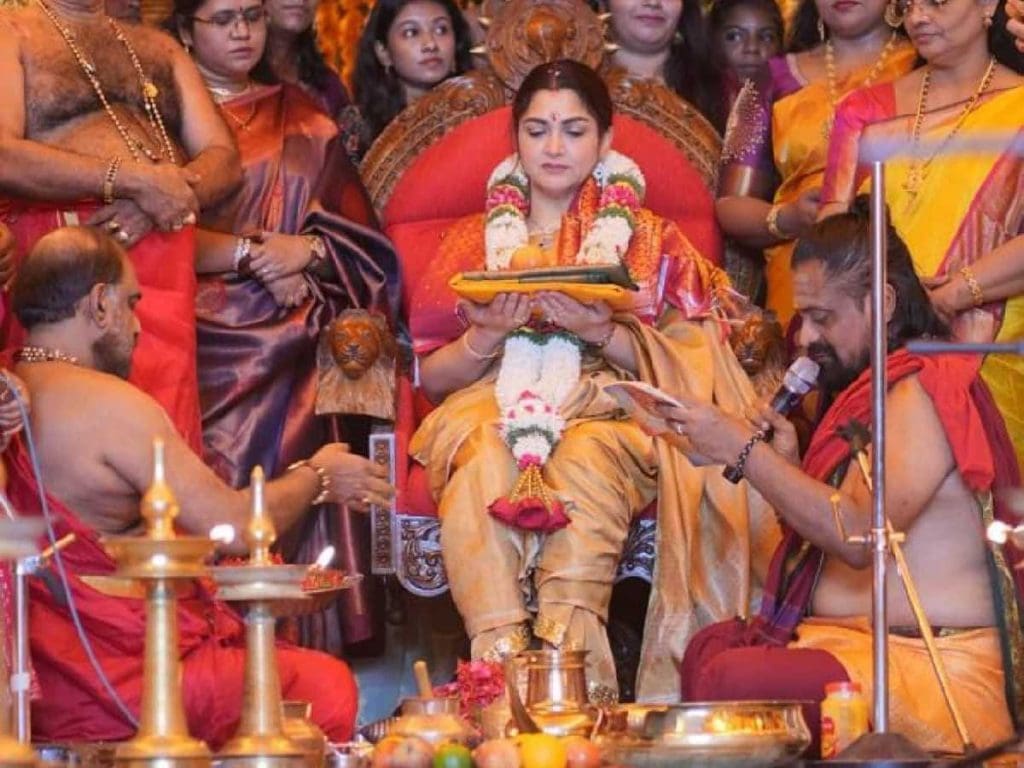 Khushboo Sundar
