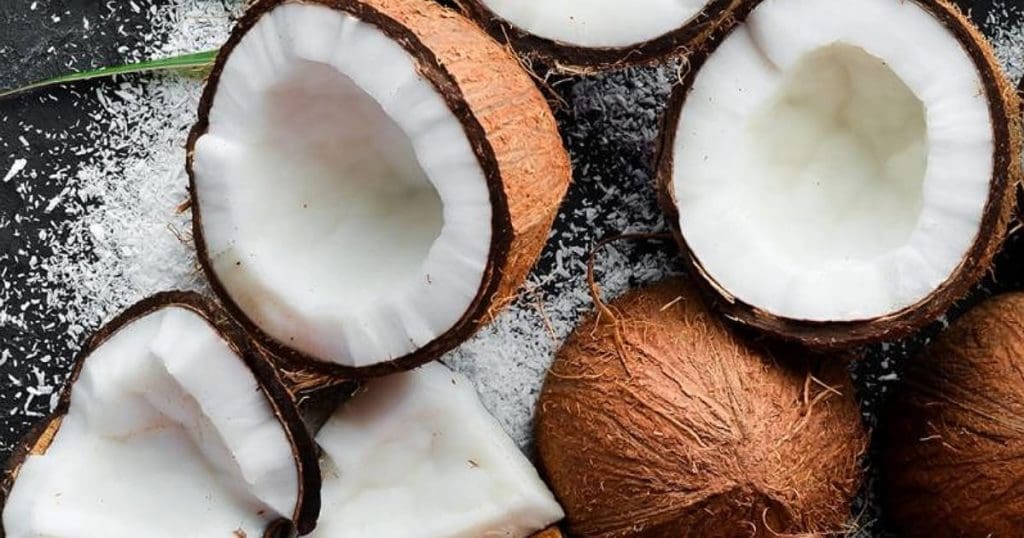 Coconut Husk Pealing