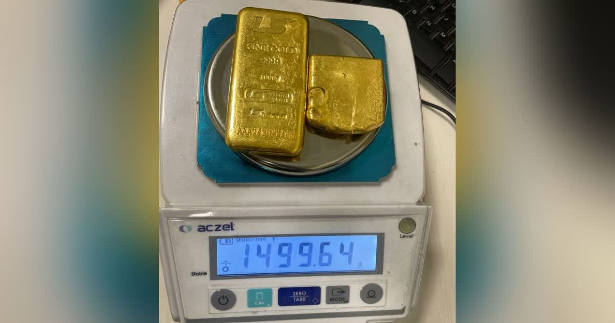 Gold smuggling