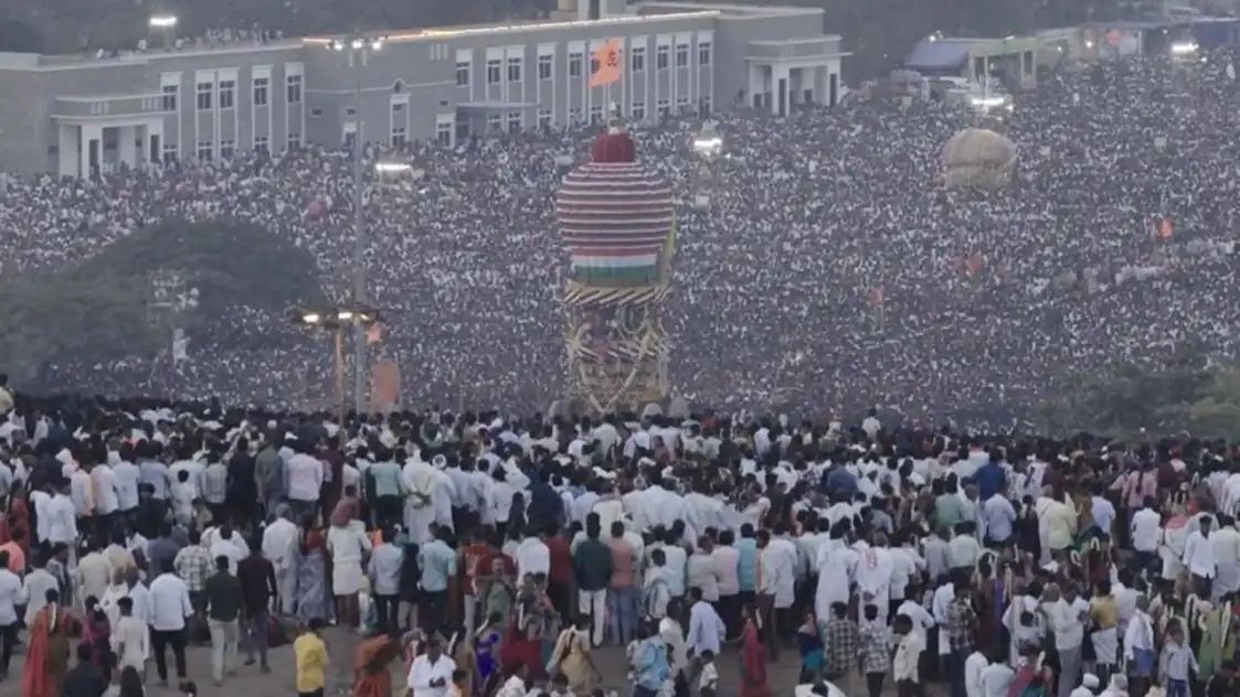 n6958663381767720105037366b4c36714339a78a3cd3e617aa6d2091950afbb530e6aa4b5b1656493717ae