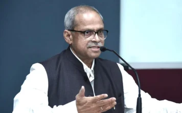 Parakala Prabhakar: ಕೇಂದ್ರದ ವಿರುದ್ಧ ಜನ ಬೀದಿಗಿಳಿದು ಹೋರಾಟ ನಡೆಸಬೇಕು – ನಿರ್ಮಲ ಸೀತಾರಾಮನ್ ಪತಿ ಹೇಳಿಕೆ