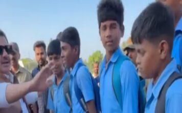 Hami Utsava: ಹಂಪಿ ಉತ್ಸವದಲ್ಲಿ ಸರ್ಕಾರಿ ಶಾಲಾ ಮಕ್ಕಳಿಗೆ ಉಚಿತ ಹೆಲಿಕ್ಯಾಪ್ಟರ್ ರೈಡ್ ಮಾಡಿಸಿದ ಸಚಿವ ಜಮೀರ್!!